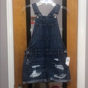Short overalls